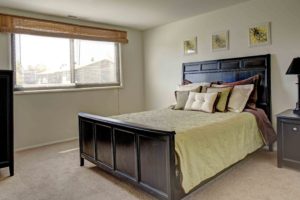 rosemont gardens apartments room with bed